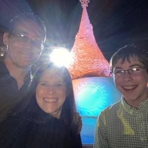 Meet your Posher, Leslie